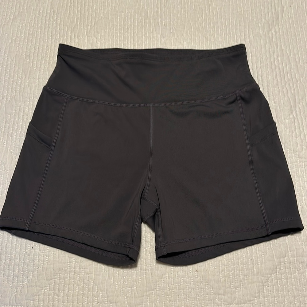 Sport wear Gray Women’s Shorts Size Medium